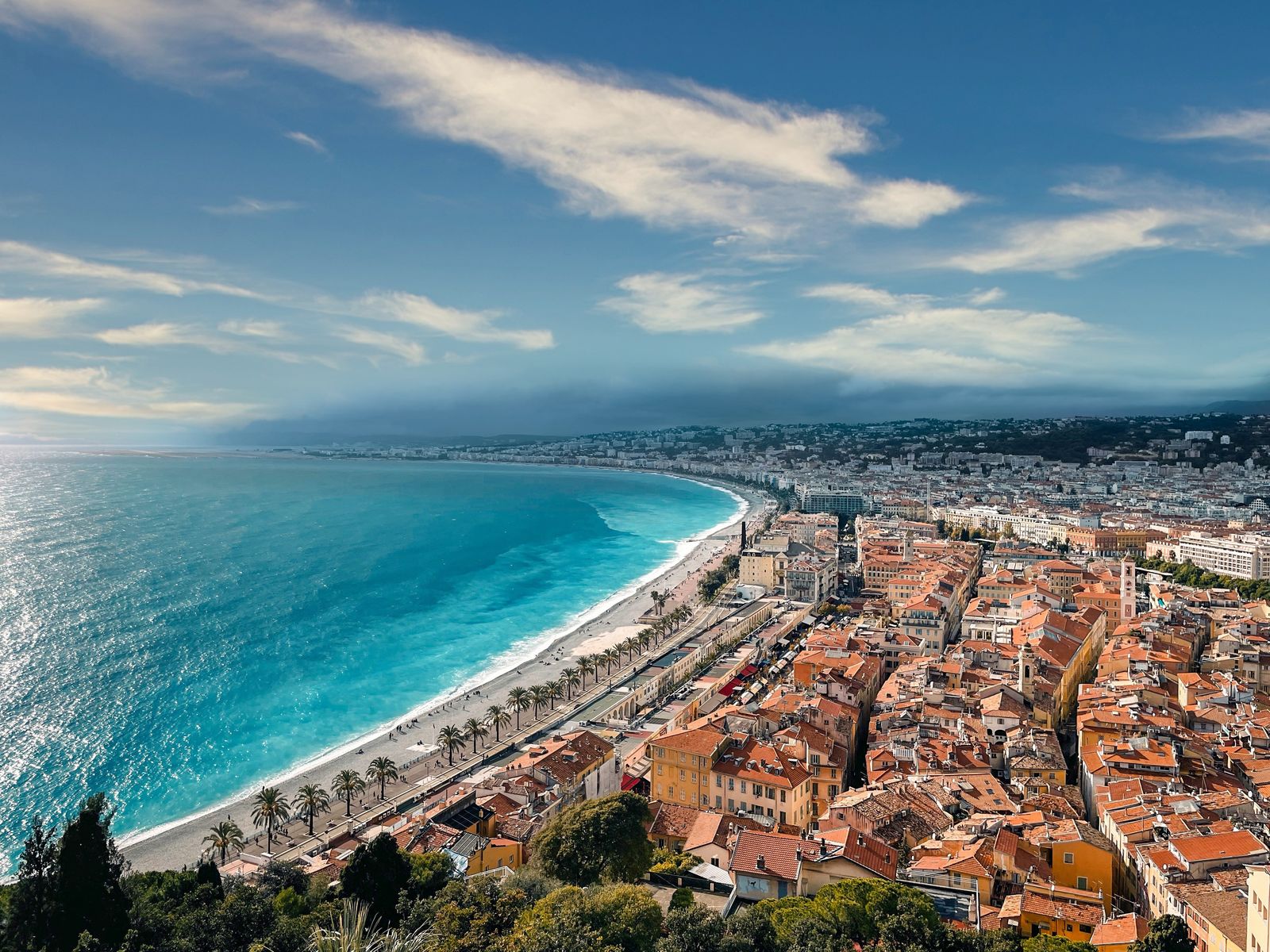 Combien rapporte un Airbnb à Nice et sur la Côte d'Azur en 2026 ?
